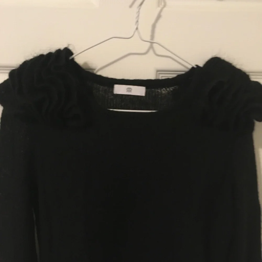 Fancy sweater - Picture 2 of 2